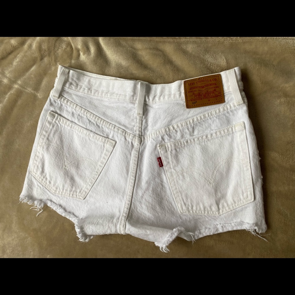 White Levi jean shorts